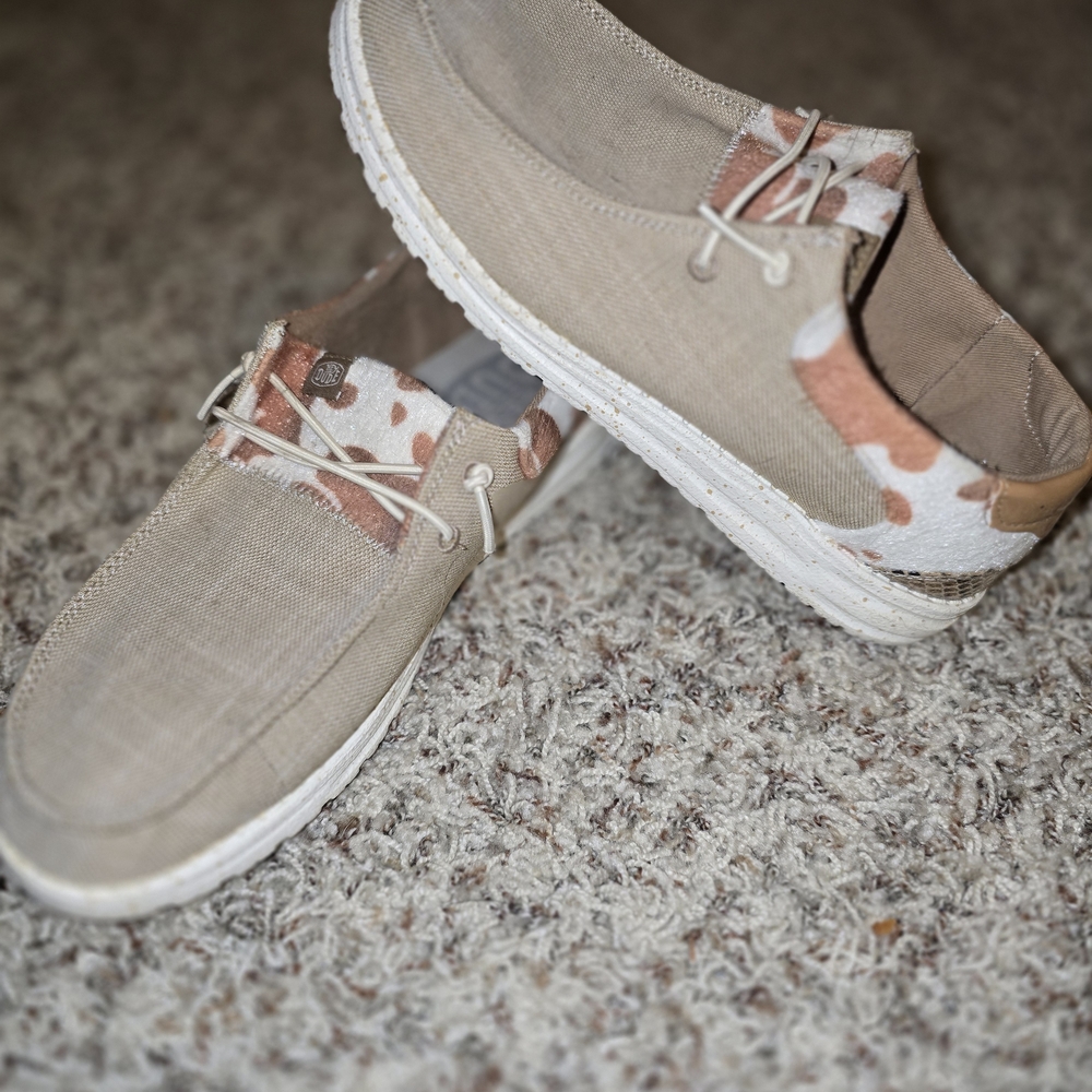 Hey Dude Tan and White Flats